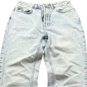 BDG Urban Outfitters Women’s Mom Jeans Size 26 High Rise Light Wash‎ Denim
